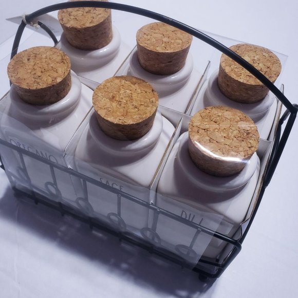 Amazon.com: Rae Dunn by Magenta 6 Jar Spice Rack (Spice Rack  Rae Dunn by Magenta 6 Jar Spice Rack (Spice Rack)